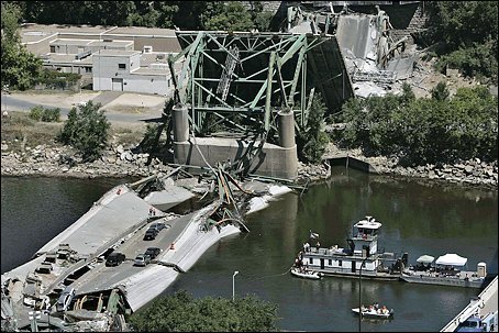 Fallen Bridge, Minneapolis